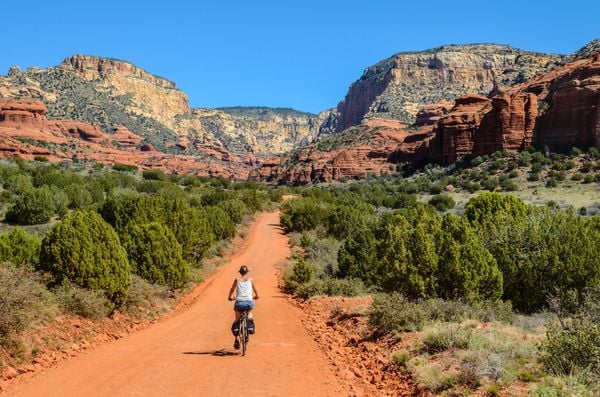 The 10 Best Winter Cycling Destinations in the US (2025 Edition)